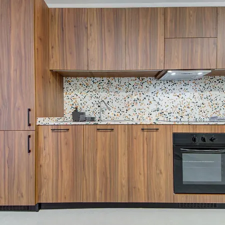 Apartament Juliet Residence, 1, Your Away From In By Sf Homes *