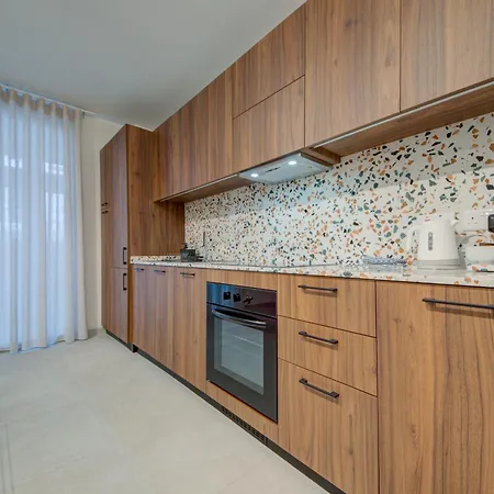 Juliet Residence, 1, Your Away From In By Sf Homes