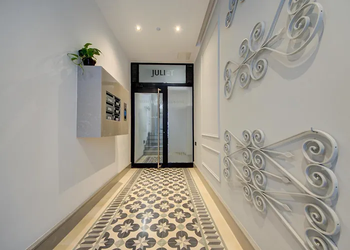 Juliet Residence, 1, Your Away From In By Sf Homes *