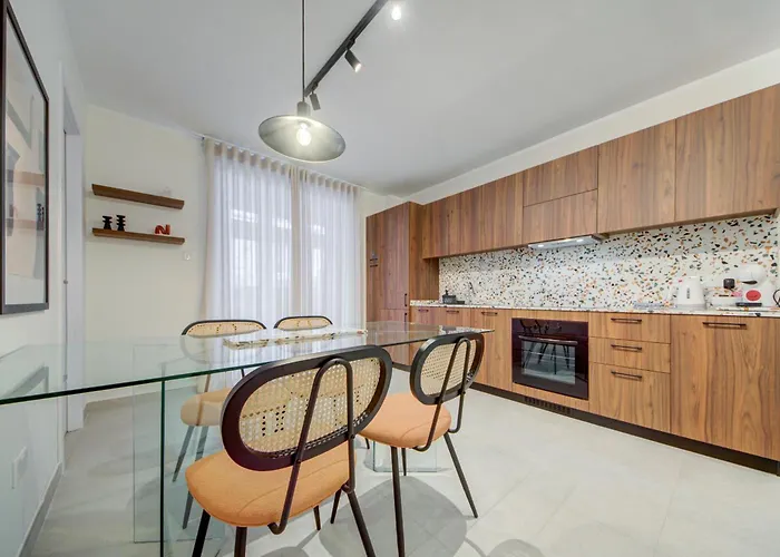 Juliet Residence, 1, Your Away From In By Sf Homes